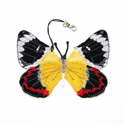 Delias timorensis - závěsná dekorace motýl V - vyšívaná krajka